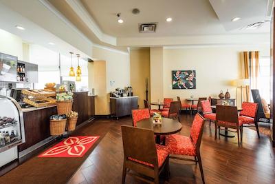 هیلتون گاردن این ساسکاتون داون تاون