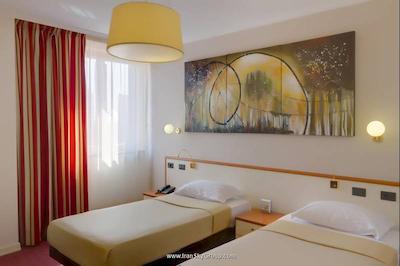 بست وسترن کانگرس هتل