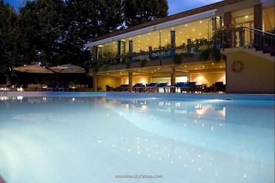 بست وسترن کانگرس هتل