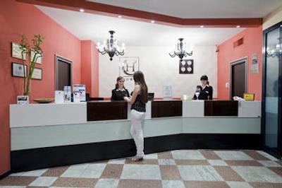 بست وسترن کانگرس هتل