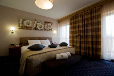 بست وسترن کانگرس هتل