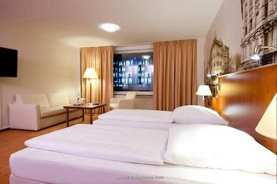 مرکور برلین ام الکساندرپلاتز