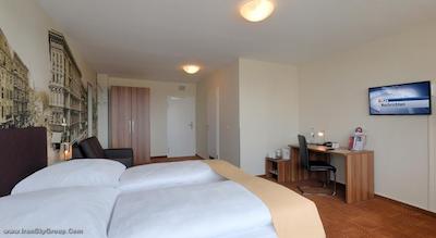 مرکور برلین ام الکساندرپلاتز