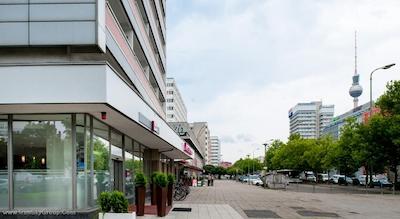 مرکور برلین ام الکساندرپلاتز