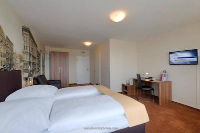 مرکور برلین ام الکساندرپلاتز