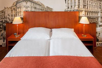 مرکور برلین ام الکساندرپلاتز