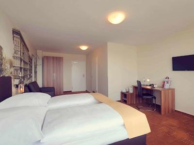 مرکور برلین ام الکساندرپلاتز