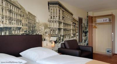 مرکور برلین ام الکساندرپلاتز