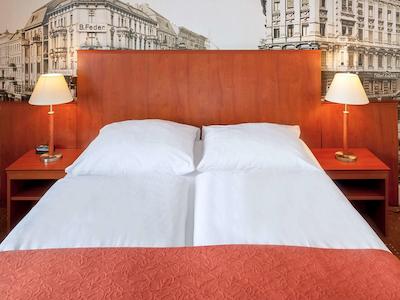 مرکور برلین ام الکساندرپلاتز