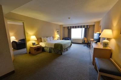 هالیدی این مونترئال سنترویل داون تاون