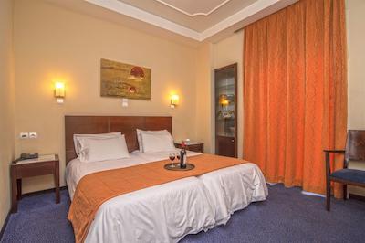 بست وسترن هتل موزه