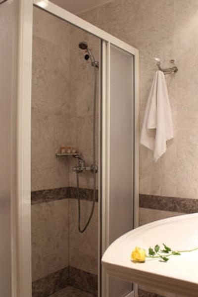 بست وسترن هتل موزه