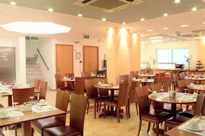 بست وسترن هتل موزه