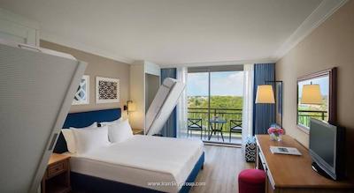 آی سی هتل گرین پالاس