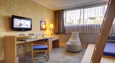 آی سی هتل گرین پالاس