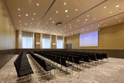 آستریا ترند پارک رویال پالاس