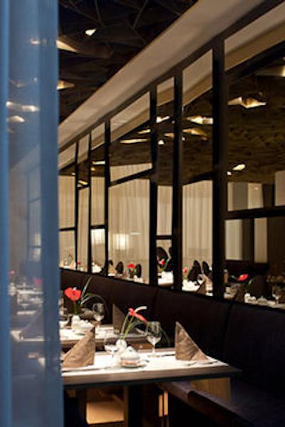 آستریا ترند پارک رویال پالاس