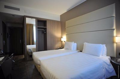 کلیما هتل میلانو فیر