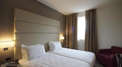 کلیما هتل میلانو فیر