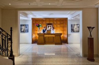 پالازو پاریگی هتل گرند اسپا