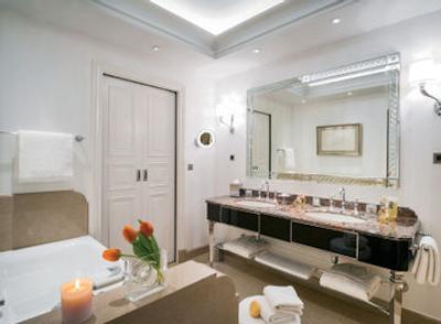 پالازو پاریگی هتل گرند اسپا