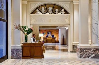 پالازو پاریگی هتل گرند اسپا