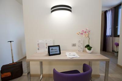 از لیمبییت فیرا