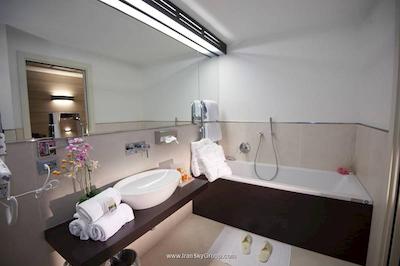 از لیمبییت فیرا