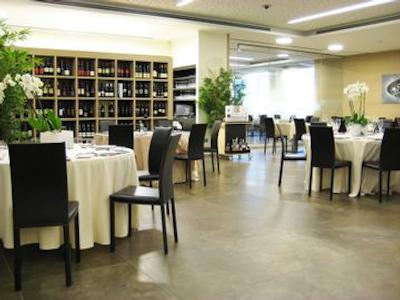 از لیمبییت فیرا