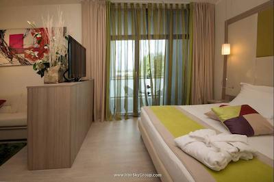 از لیمبییت فیرا