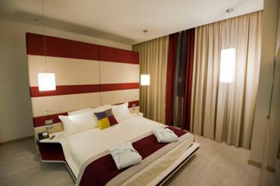 از لیمبییت فیرا