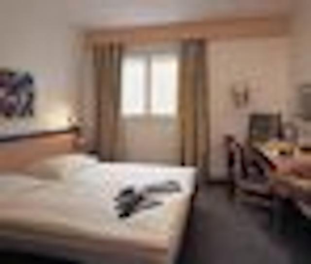 کامفورت هتل رویال