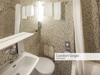 کامفورت هتل رویال