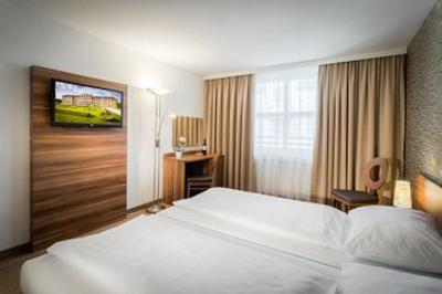 آرتهتل آنا انزیان