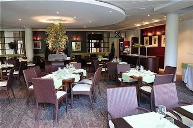 هالیدی این پاریس سی ‌دی ‌جی ایرپورت