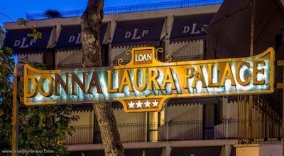 دونا لاورا پالاس