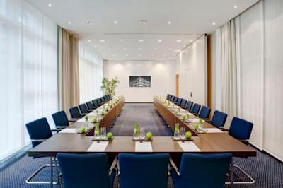 کراون پلازا برلین سیتی سنتر