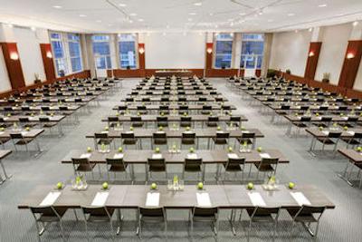 کراون پلازا برلین سیتی سنتر