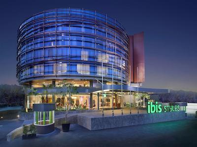 آیبیس استایلز جاکارتا ایرپورت