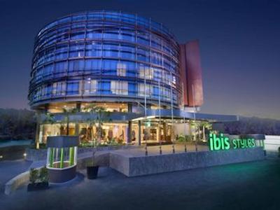 آیبیس استایلز جاکارتا ایرپورت