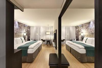 هالیدی این برلین-سنتر الکساندرپلاتز