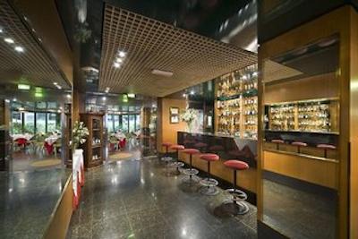 یوناهتلز سنتوری میلانو