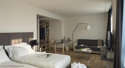 یوناهتلز سنتوری میلانو