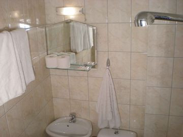 آتینایکون