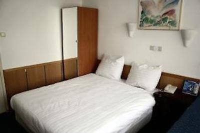 ایکس او هتلز اینفینیتی