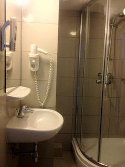 ایکس او هتلز اینفینیتی