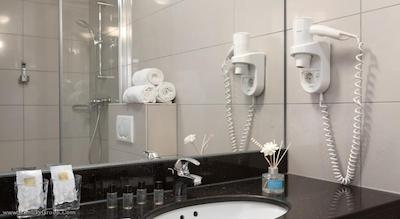 ایکس او هتلز اینفینیتی