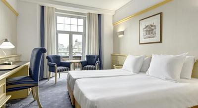 ان‌ اچ کارلتون آمستردام