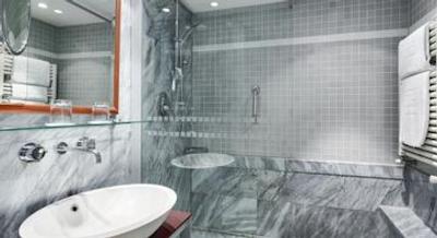 ان‌ اچ کارلتون آمستردام