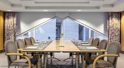 ان‌ اچ کارلتون آمستردام